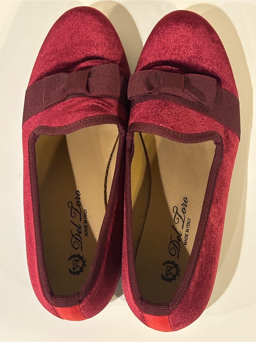 Del Toro Red Velvet Smoking Slippers with Limited Edition bow detail | Made in I
